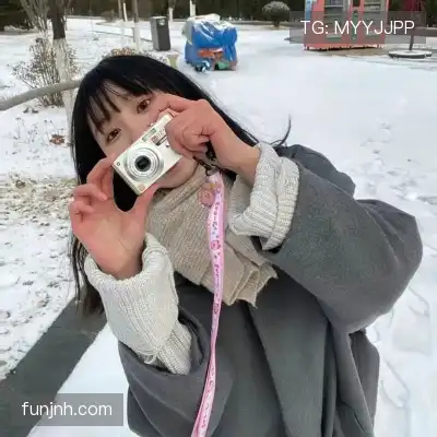 蓬宝蝶